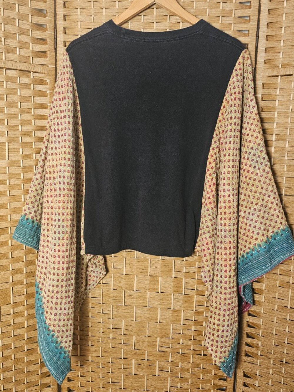 The Smashing Pumpkins Upcycled Band Shirt Cropped Kantha Poncho Top OS - Picture 3 of 3